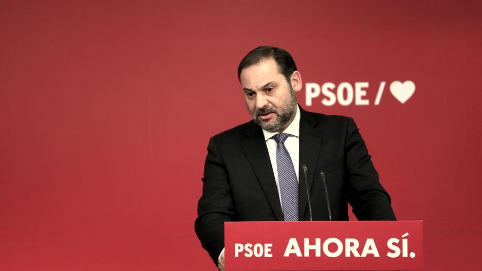 Ábalos: «No me diga que no hemos frenado a la ultraderecha»