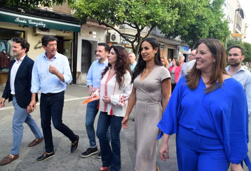 Juan Marín, Edmundo Bal, Rocío Ruiz y Begoña Villacís, en el paseo previo al acto de inicio de campaña