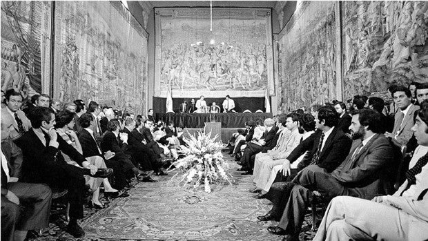 El sueldo que «inquietó» al pueblo: el salario del primer presidente de la Junta sextuplicaba al de los andaluces