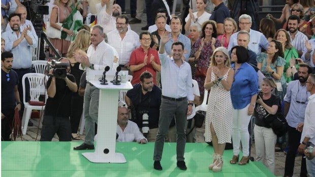 Sevilla y Málaga echan el cierre a la campaña electoral del 19-J en Andalucía