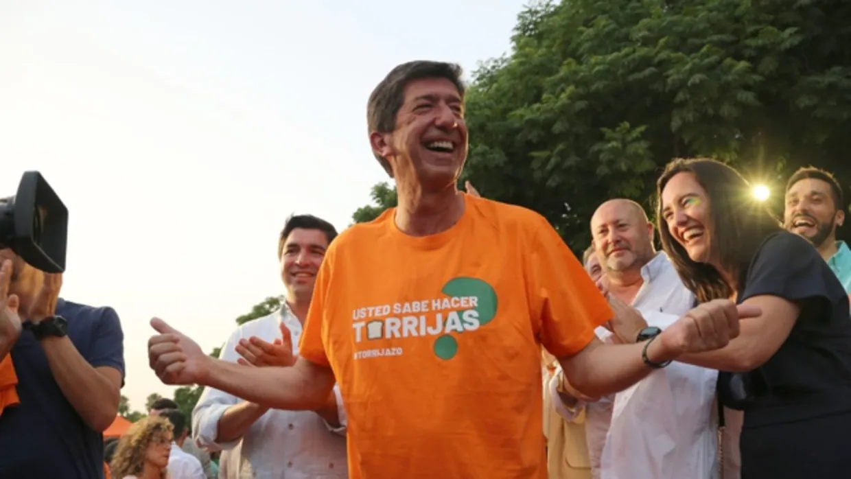 Marín se puso una camiseta naranja con la frase de las torrijas que pasará a los anales de las campañas políticas