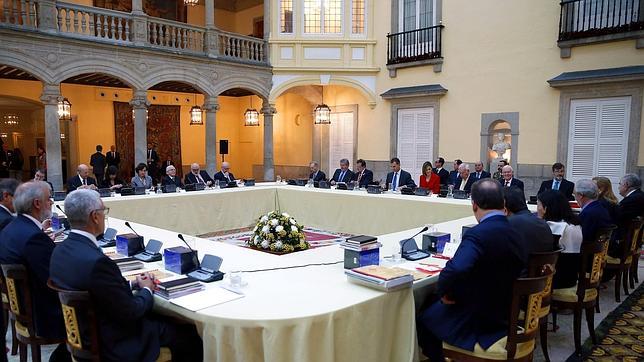 Los Reyes presiden la reunión anual del Patronato del Instituto Cervantes