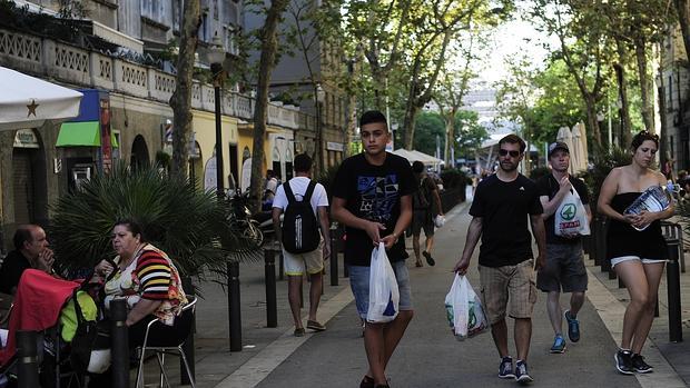 Turistas en el centro de Barcelona