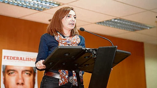 Imagen de archivo de Mónica Almiñana durante un acto del PSC
