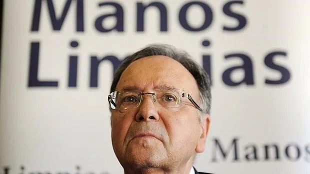 Miguel Bernad, secretario general de Manos Limpias