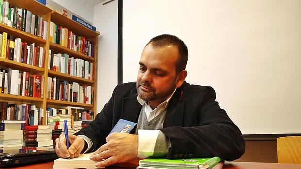 Manuel Trillo, durante la presentación en Valladolid