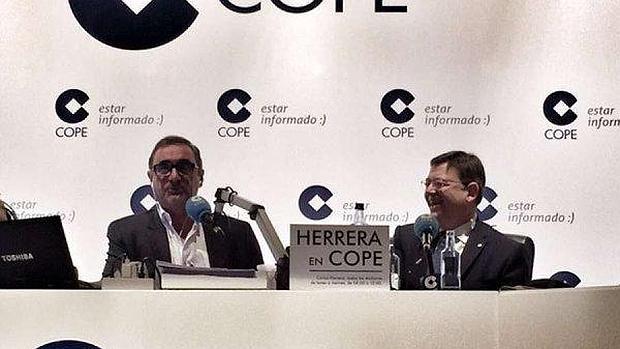 Imagen de la entrevista de Carlos Herrera a Ximo Puig