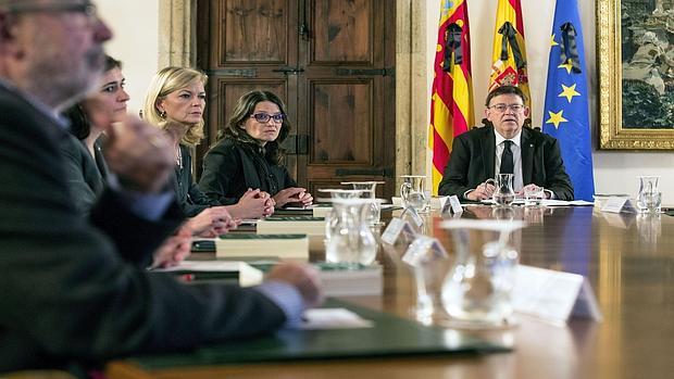 Atentados en París: la Generalitat convoca una concentración de condena en Valencia