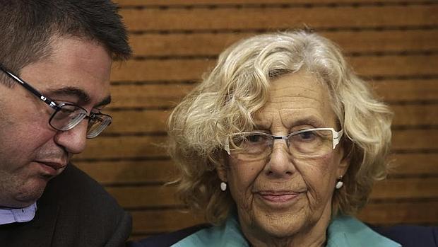 Carlos Sánchez Mato y Manuela Carmena