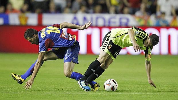 Imagen de archivo del partido entre el Levante y el Zaragoza en mayo de 2011