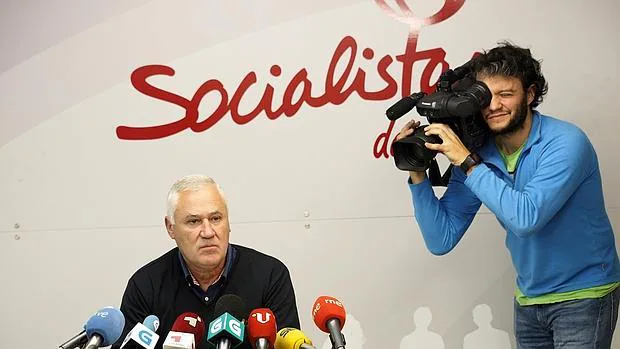 Manuel Martínez, alcalde socialista de Becerreá al que Ferraz ha expulsado
