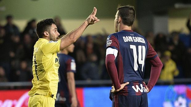 Jaume Costa celebra el gol