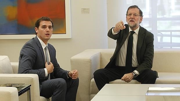 Rajoy silencia a los dirigentes del PP para no enturbiar el consenso