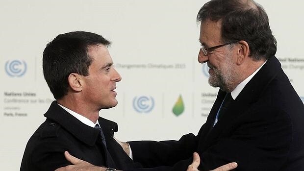 Rajoy saluda a Valls EFE