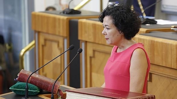 La diputada provincial de Izquierda Unida en Alicante pide «quemar la Conferencia Episcopal»