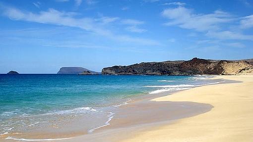 Aguas color turquesa en La Graciosa