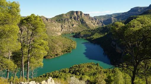 Vista aérea del valle de Ayora