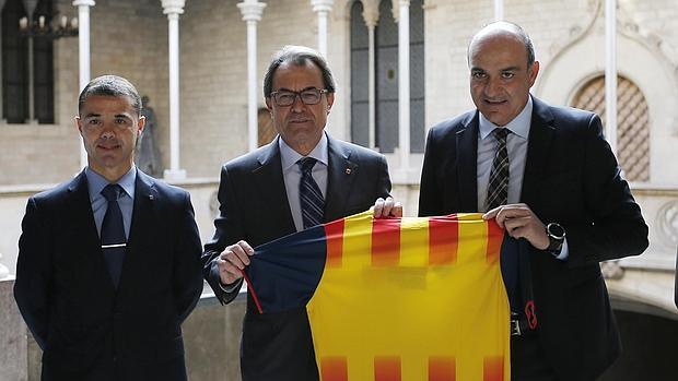 Artur Mas, ayer, durante la presentación del Cataluña-Euskadi