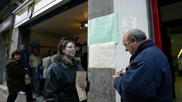 Administración de lotería en el barrio de Las Fuentes, Zaragoza