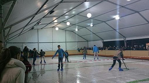 Pista de hielo instalada en Palencia