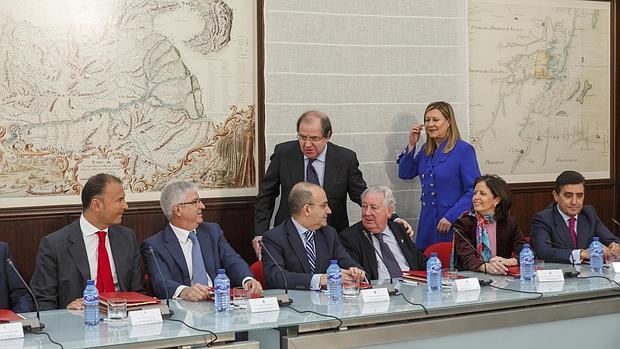 Herrera y Del Olmo, durante la presentación de la Lanzadera Financiera al sector