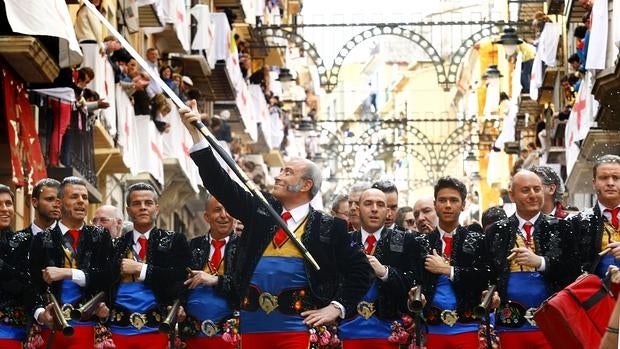 Fiestas de Moros y Cristianos de Alcoy, declaradas de Interés Turístico Internacional