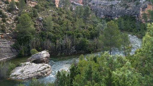 Idílico paraje del Parque natural de las Hoces del Cabriel