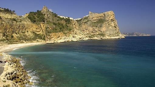 Una de las calas de Benitatxell, en la Marina Alta