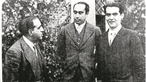 Francisco Iglesias Brage en el centro junto a Federico García Lorca (derecha) y el doctor Gregorio Marañón.