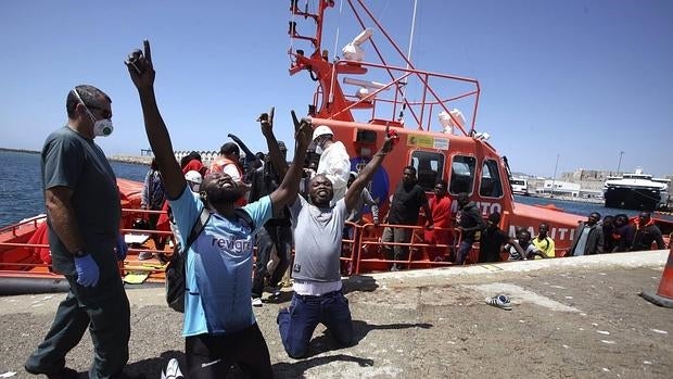 Emigrantes llegando a Tarifa en una imagen de archivo