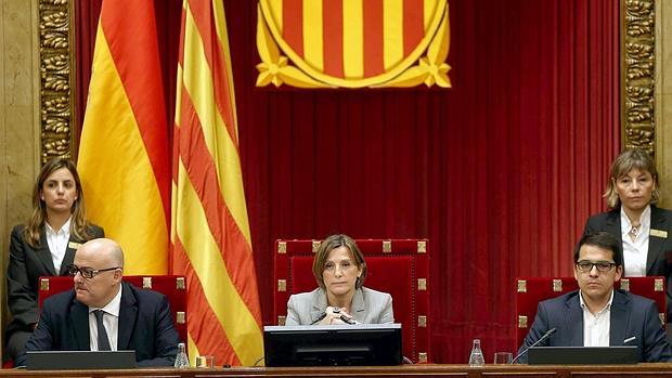 Forcadell preside el pleno del Parlament