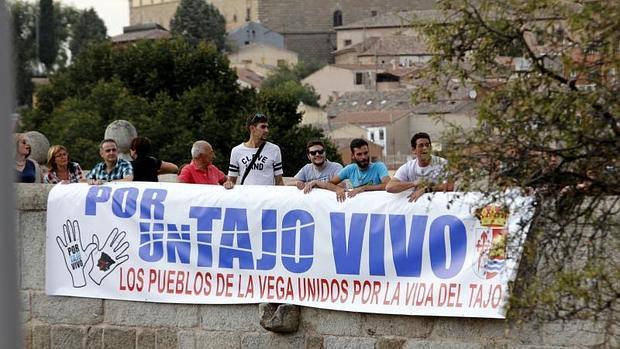 En septiembre, miles de personas piden el fin del trasvase Tajo-Segura en Toledo, Talavera de la Reina y Sacedón