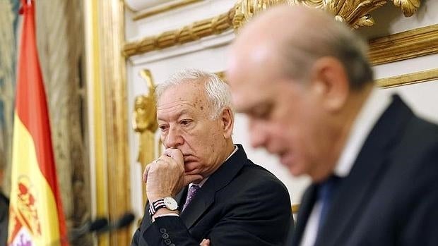 Margallo reitera que un Gobierno con Podemos podría sacar a España de la coalición anti-Daesh