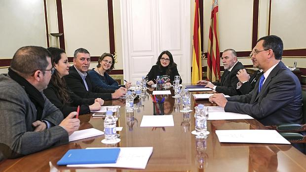 Imagen de Oltra en una reunión celebrada este martes en Valencia