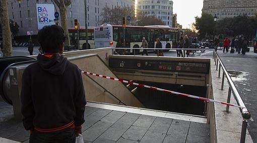 Uno de los accesos cerrados esta mañana