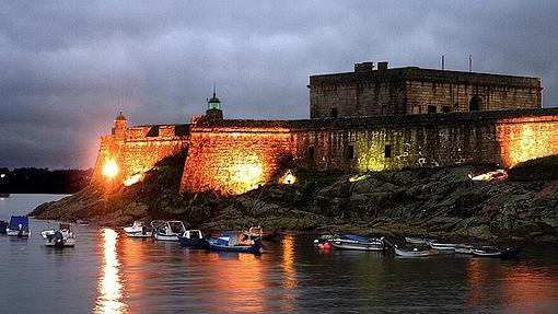 El Castillo de San Antón, hoy museo, sirvió de prisión