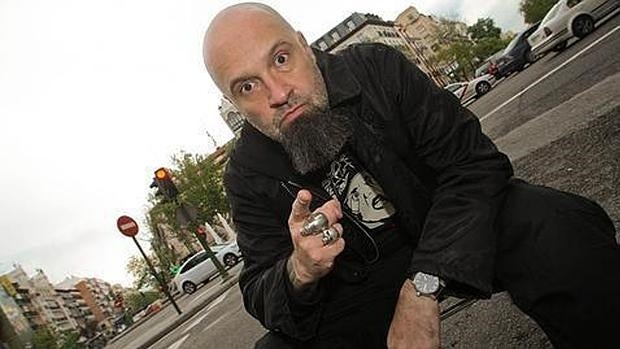 César Augusto Montaña, vocalista de Def con Dos