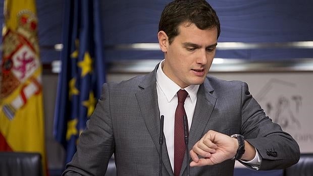 Albert Rivera, al igual que Pedro Sánchez, agota los tiempos antes de la primera votación de investidura