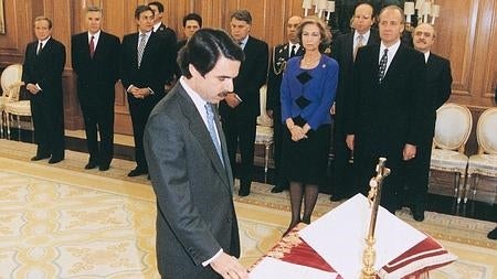 Aznar jura su cargo en 1996