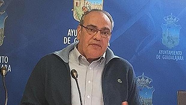 El edil Ángel García