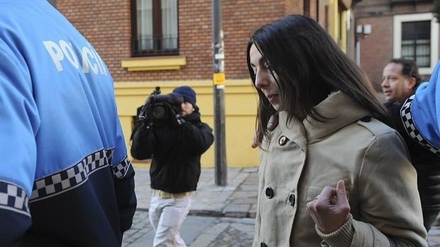 Raquel Gago, a su llegada a la Audiencia de León