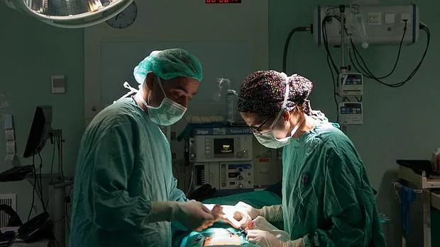 Cientos de pacientes aragoneses seguirán siendo derivados cada año para ser operados en clínicas privadas