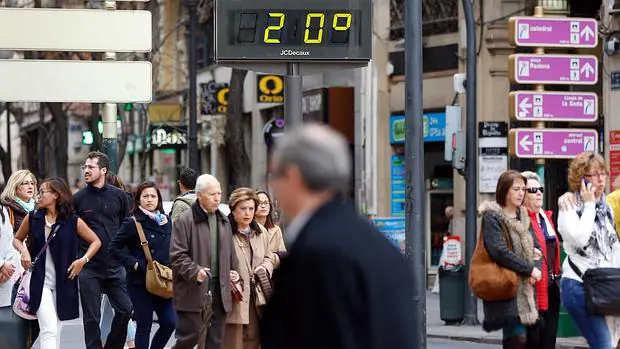 Imagen captada en un termómetro de la ciudad de Valencia