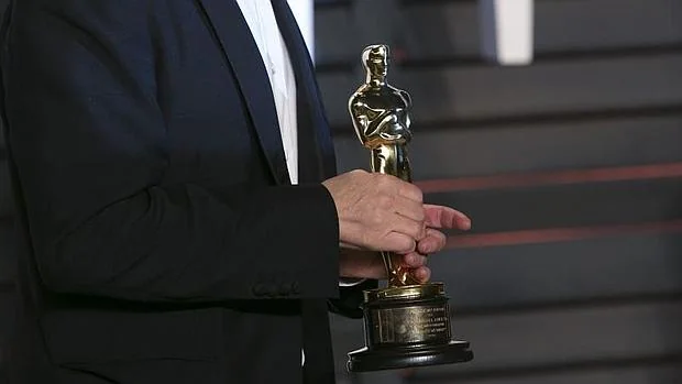 Uno de los premiados en los Oscars 2016 con la estatuilla