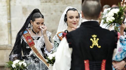 La vicepresidenta del Consell, Mónica Oltra, durante la ofrenda