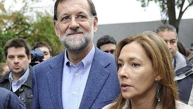 Rajoy junto a su esposa, Elvira Fernández