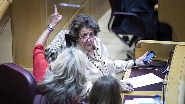 Rita Barberá, senadora, este martes en el pleno del Senado