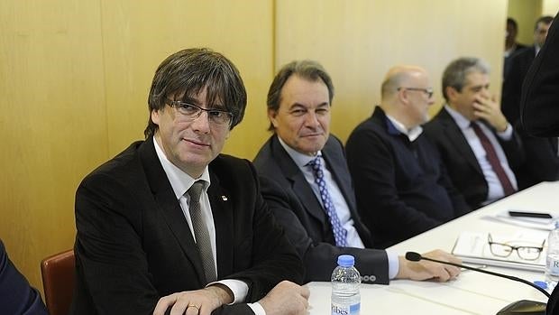 Puigdemont y Mas presiden un Consejo Ejecutivo de CDC