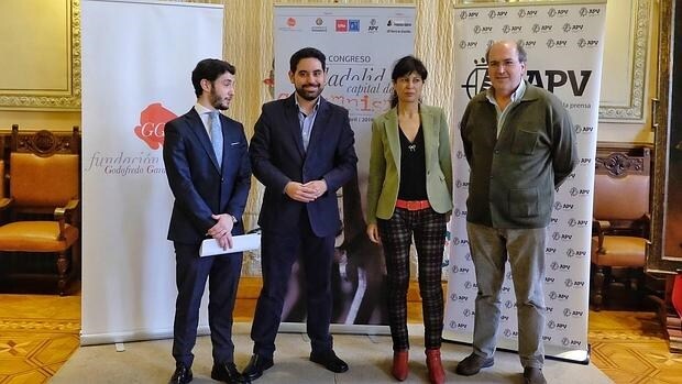 Presentación de «Valladolid, capital del columnismo»