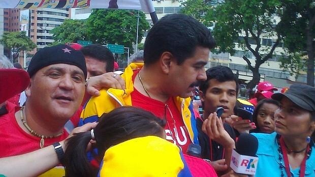 Andrés Bódalo, junto a Nicolás Maduro